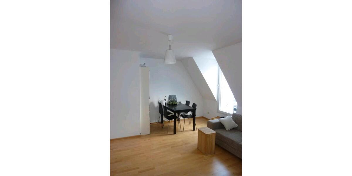 Dachgeschoßwohnung Ingolstadt - 1 Zimmer, 37 m&sup2;, 740&euro; | Angebot:25951777