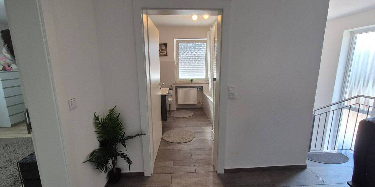 Mehrfamilienhaus, Wohnhaus Neuburg an der Donau Neuburg - 5 Zimmer, 136 m&sup2;, 499.000&euro; | Angebot:25701215