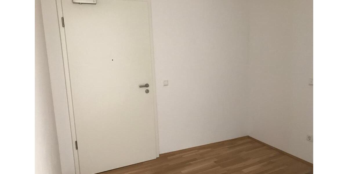 Etagenwohnung Ingolstadt - 3 Zimmer, 95 m&sup2;, 1.250&euro; | Angebot:25652549
