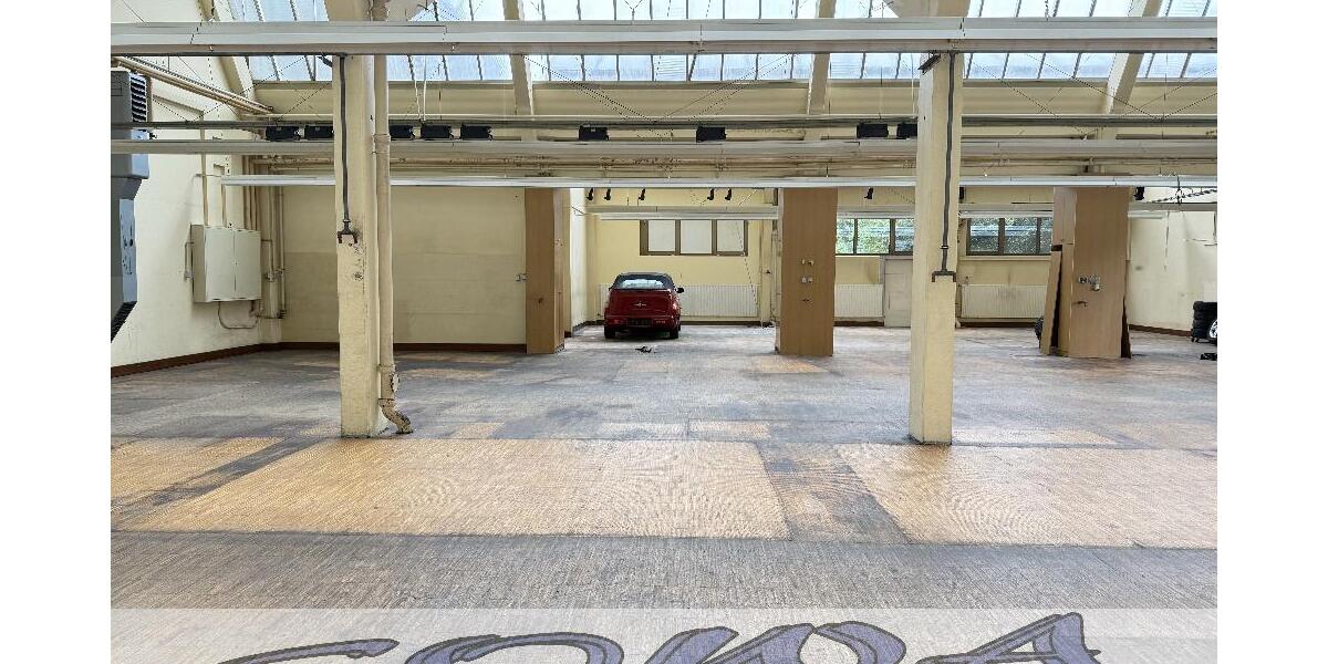 Großzügiges Gewerbeanwesen und Wohnhaus mit Innenpool und Sauna in einer guten Lage in Gaimersheim - Ein Objekt von Ihrem Immobilienpartner SOWA Immobilien und Finanzen - Sonstige Gaimersheim | Angebot:21557172