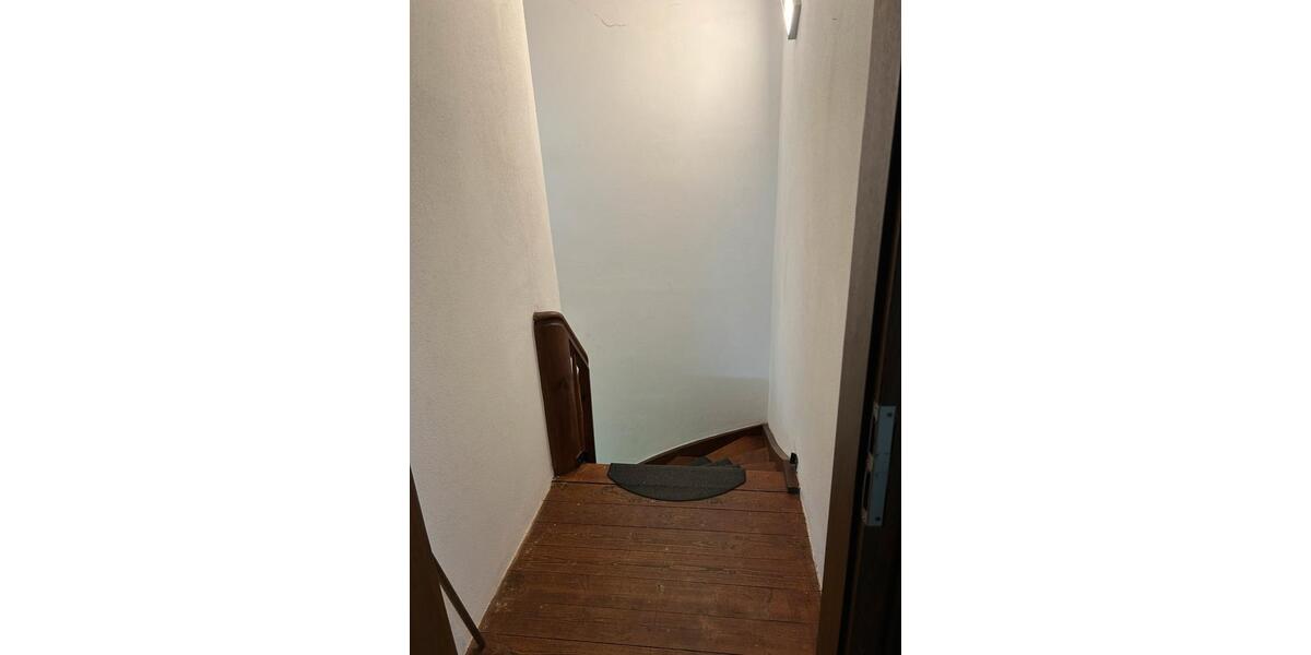 Mehrfamilienhaus, Wohnhaus Ingolstadt Nordost - 9 Zimmer, 176 m&sup2;, 500.000&euro; | Angebot:26262496