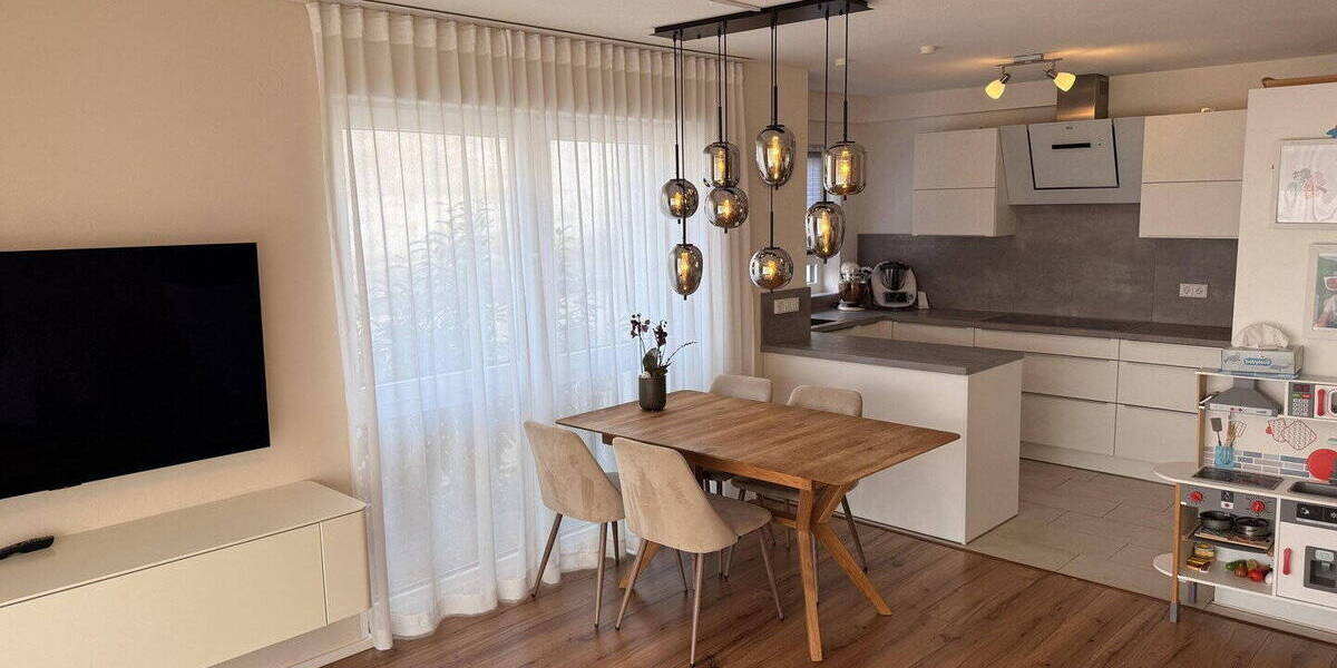 Etagenwohnung Geisenfeld - 4 Zimmer, 94 m&sup2;, 479.000&euro; | Angebot:26541327