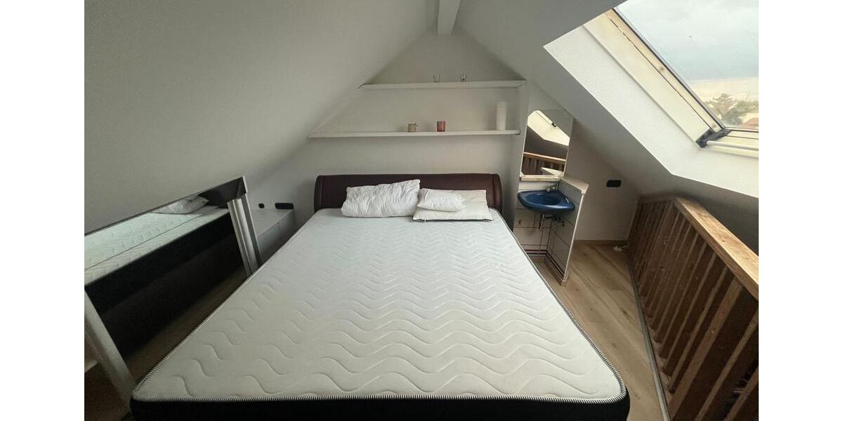 Dachgeschoßwohnung Ingolstadt Nordost - 1.5 Zimmer, 64 m&sup2;, 700&euro; | Angebot:24845562
