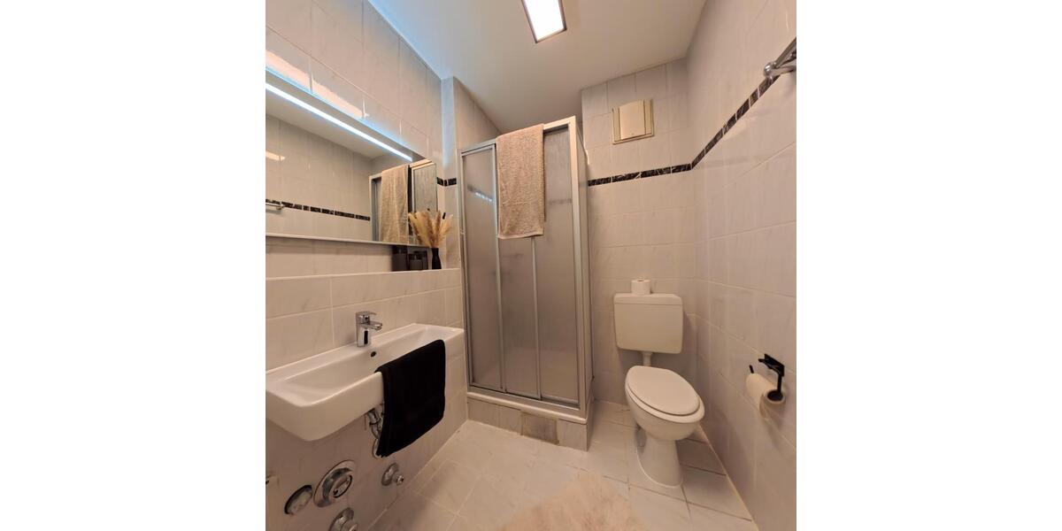 Dachgeschoßwohnung Ingolstadt Friedrichshofen-Hollerstauden - 2 Zimmer, 45 m&sup2;, 630&euro; | Angebot:27550141