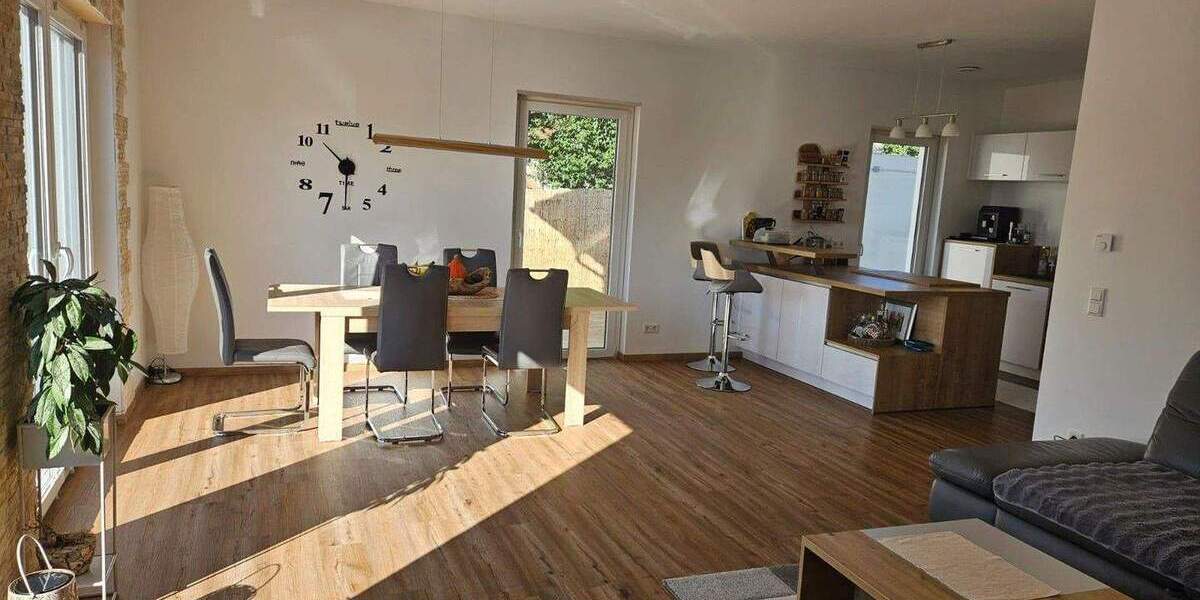 Doppelhaushälfte Dörndorf Dörndorf - 4 Zimmer, 127 m&sup2;, 510.000&euro; | Angebot:25879069
