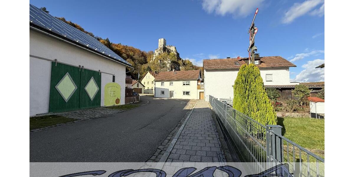 Modernisiertes Einfamilienhaus in Wellheim mit , Nebenräumen und Carport - Ein Objekt von Ihrem Immobilienpartner SOWA Immobilien und Finanzen - Einfamilienhaus Wellheim | Angebot:24676688