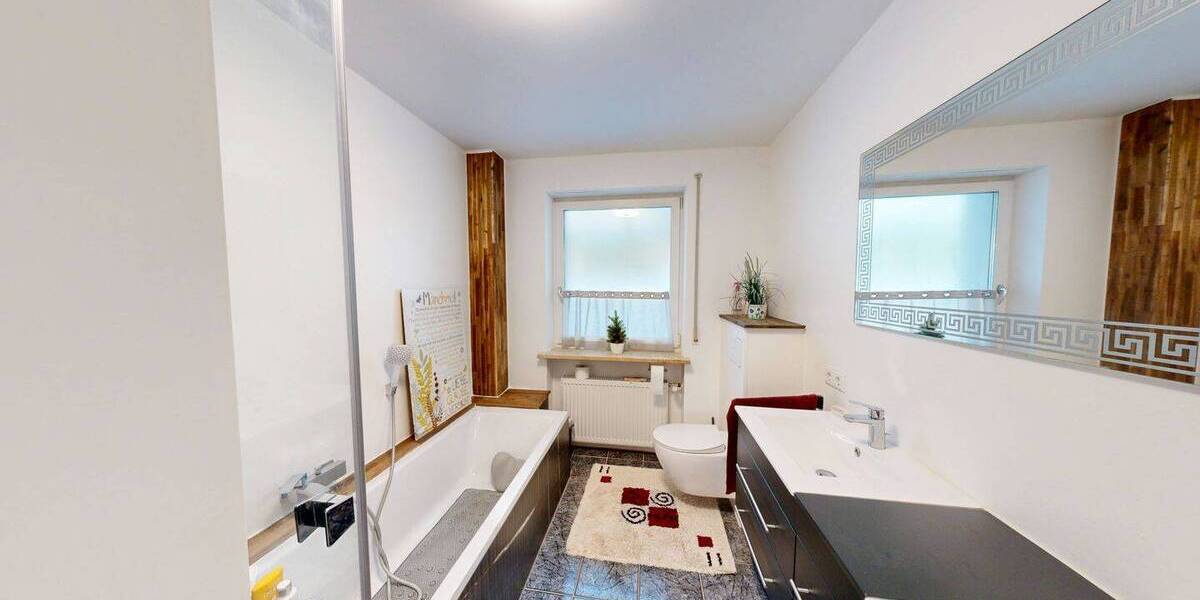 Einfamilienhaus Ingolstadt Ringsee - 8 Zimmer, 318 m&sup2;, 1.190.000&euro; | Angebot:26092993