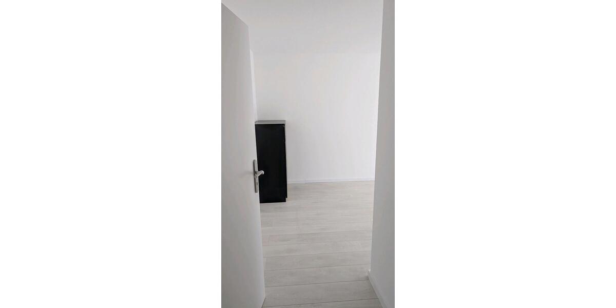 Etagenwohnung Ingolstadt - 3 Zimmer, 77 m&sup2;, 1.300&euro; | Angebot:26195108