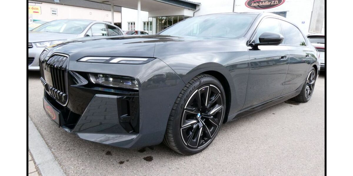 BMW 740 4.004 km 104.740 &euro; Manching 85077