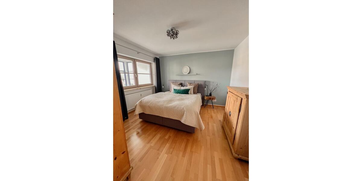 Maisonettenwohnung Kösching - 3 Zimmer, 104 m&sup2;, 1.300&euro; | Angebot:25614059