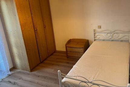 Wohnung Kösching - 4 Zimmer, 160 m&sup2;, 480&euro; | Angebot:25996055