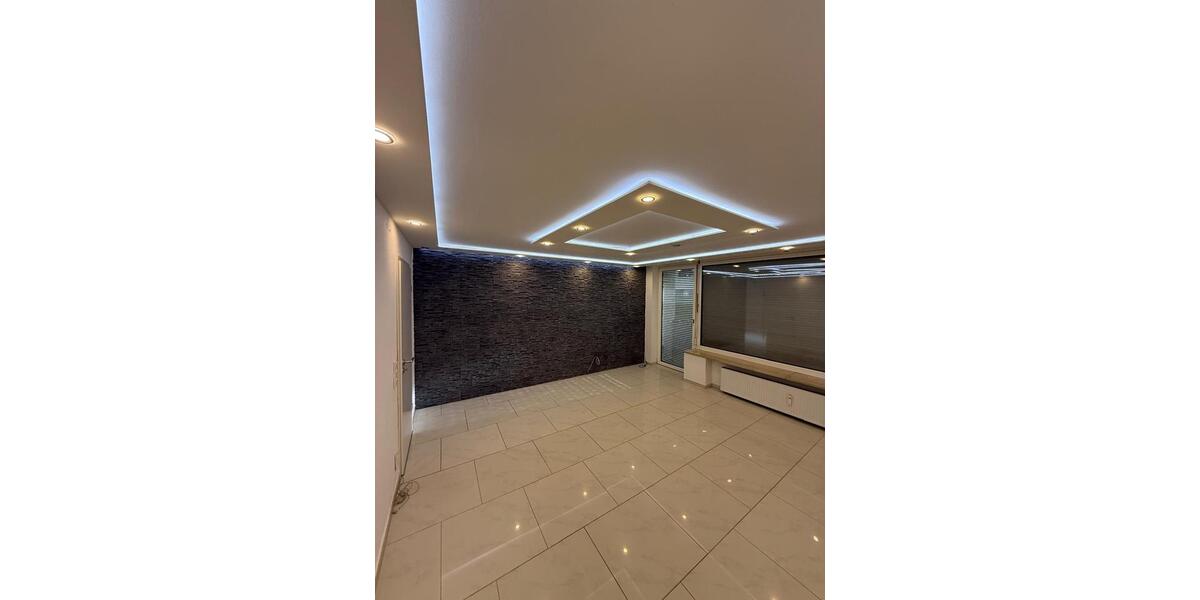 Etagenwohnung Ingolstadt Nordost - 3 Zimmer, 82 m&sup2;, 319.000&euro; | Angebot:24427057