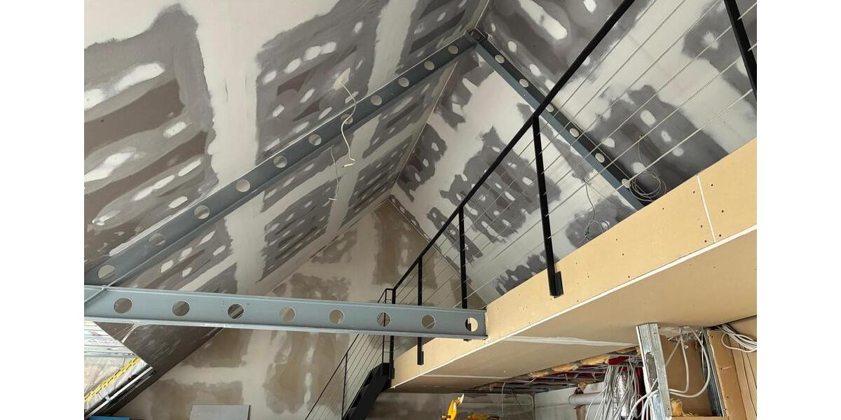 Dachgeschoßwohnung Ingolstadt Münchener Straße - 3 Zimmer, 108 m&sup2;, 300.000&euro; | Angebot:27177639