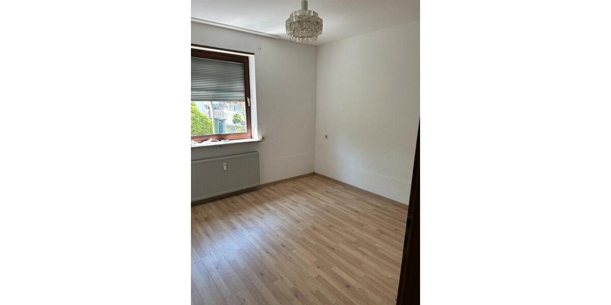 Mehrfamilienhaus, Wohnhaus Ingolstadt Nordost - 9 Zimmer, 176 m&sup2;, 500.000&euro; | Angebot:26262496