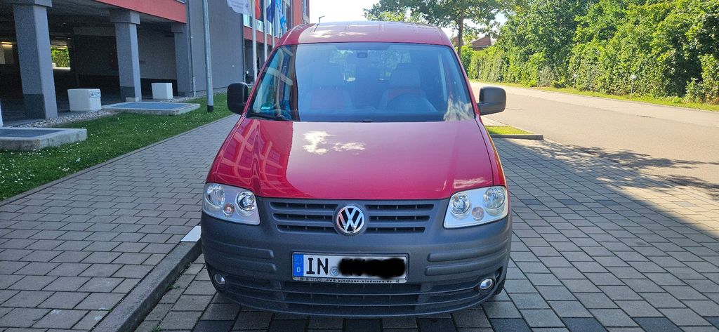 VW Caddy 277.000 km 5.000 &euro; Ingolstadt 85055