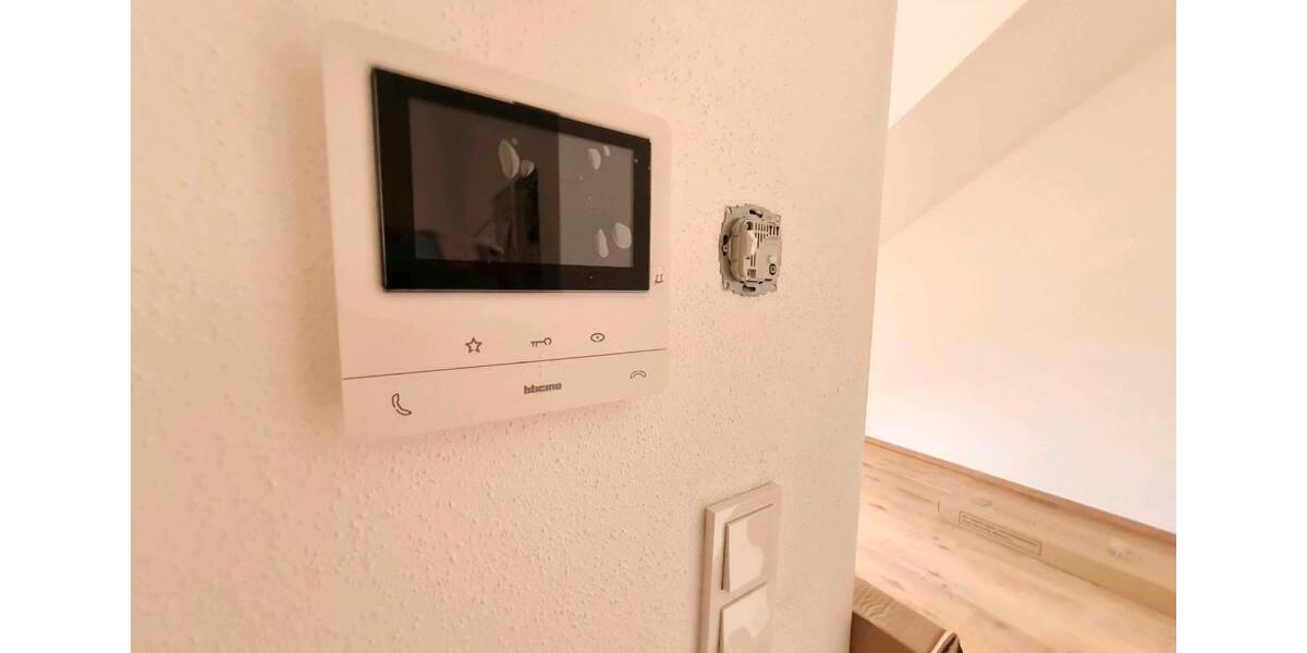 Dachgeschoßwohnung Oberdolling - 1 Zimmer, 43 m&sup2;, 770&euro; | Angebot:25922325