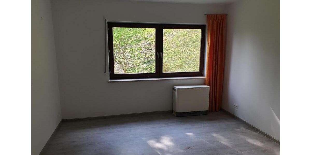 Erdgeschoßwohnung Riedenburg - 2 Zimmer, 68 m&sup2;, 600&euro; | Angebot:26476807