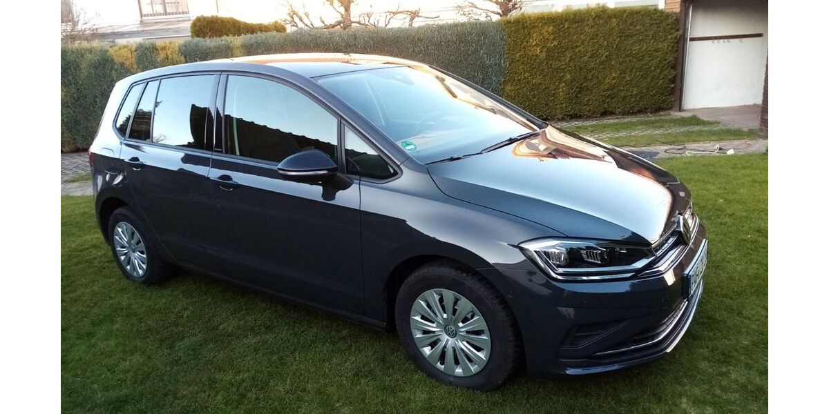 VW Golf Sportsvan 46.000 km 17.900 &euro; Manching 85077