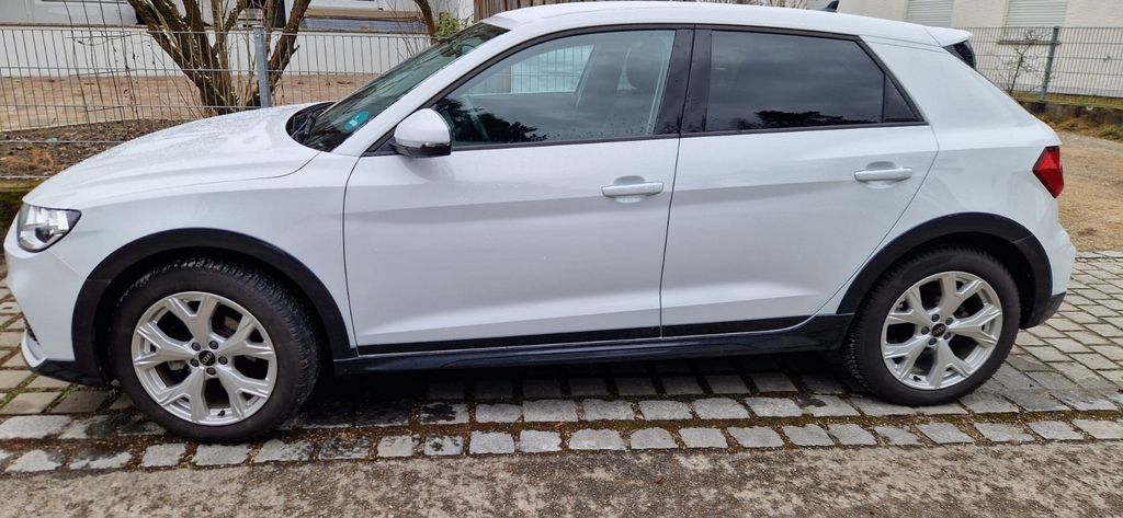 Audi A1 17.000 km 21.500 &euro; Schrobenhausen 86529
