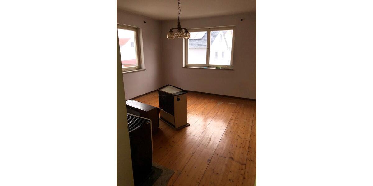 Bauernhaus, Landhaus Neustadt an der Donau - 8 Zimmer, 160 m&sup2;, 260.000&euro; | Angebot:26533878