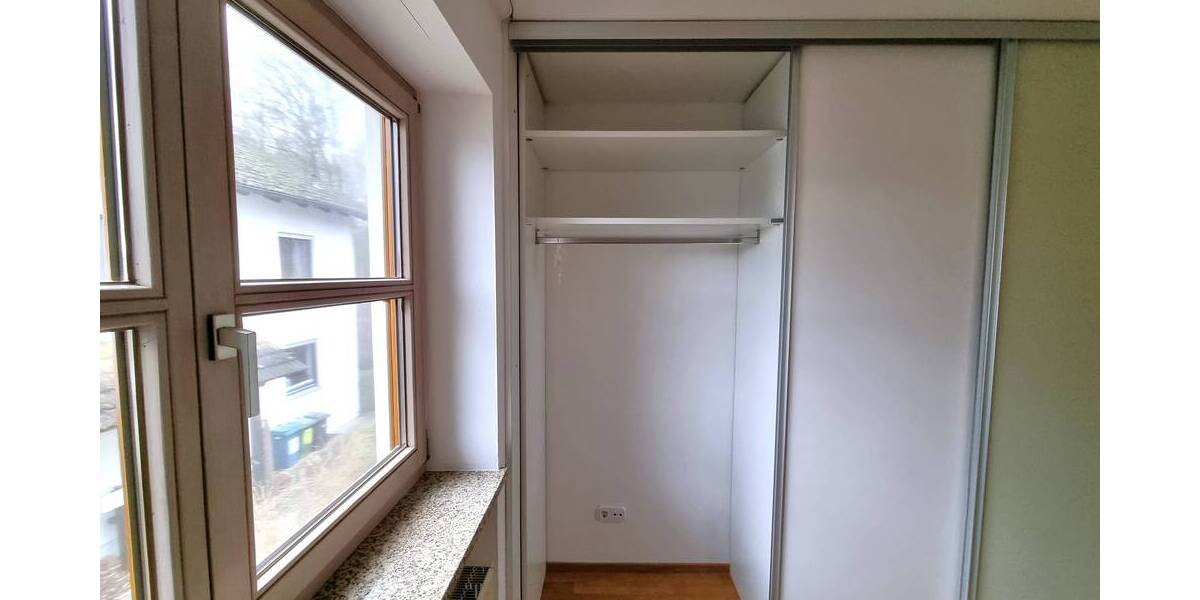 Etagenwohnung Ingolstadt Spitalhof - 3 Zimmer, 102 m&sup2;, 1.250&euro; | Angebot:26787284