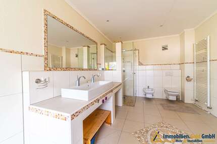 Haus Altmannstein-Neuenhinzenhausen Neuenhinzenhausen - 5 Zimmer, 182 m&sup2;, 490.000&euro; | Angebot:26234104