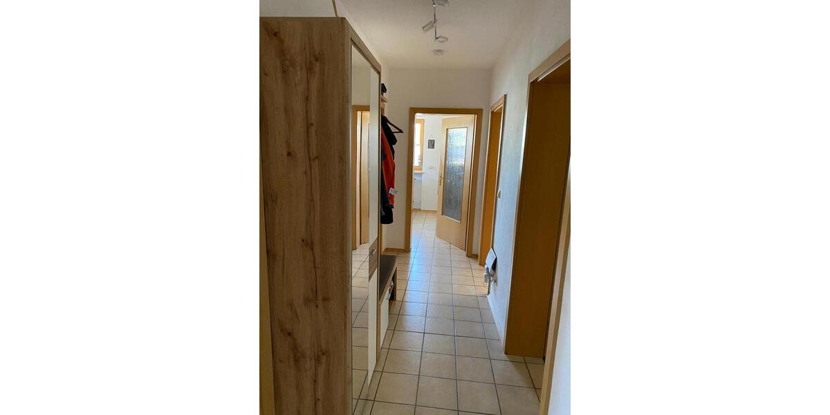 Erdgeschoßwohnung Geisenfeld - 2.5 Zimmer, 68 m&sup2;, 850&euro; | Angebot:27621676