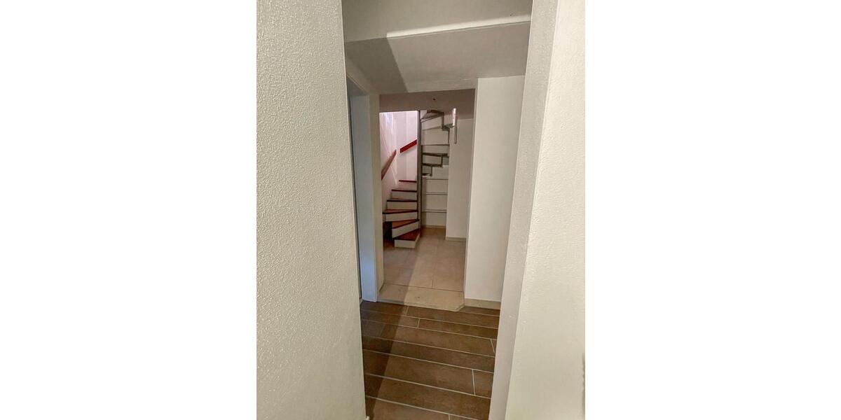 Erdgeschoßwohnung Geisenfeld - 4 Zimmer, 108 m&sup2;, 365.000&euro; | Angebot:26931210