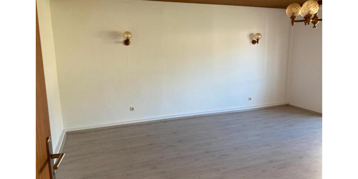 Doppelhaushälfte Karlskron - 2.5 Zimmer, 75 m&sup2;, 650&euro; | Angebot:26628088
