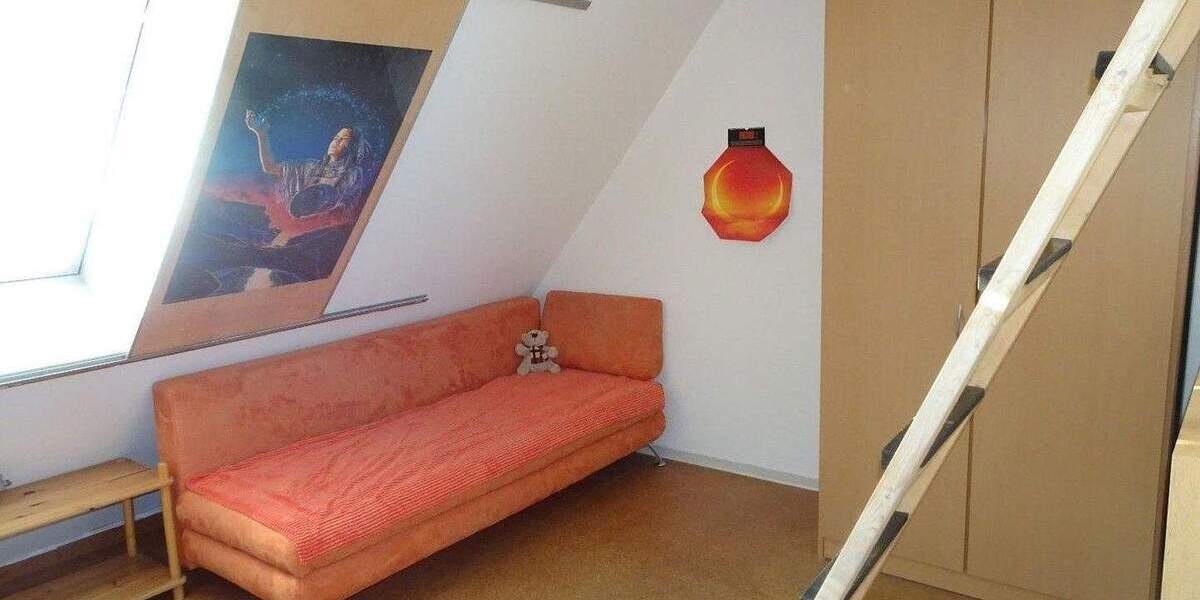 Doppelhaushälfte Ingolstadt Südost - 8 Zimmer, 168 m&sup2;, 549.000&euro; | Angebot:25712008