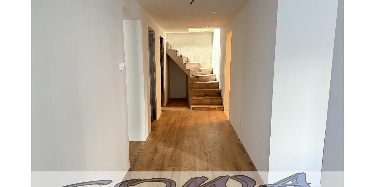 Einfamilienhaus in Joshofen mit Garten - Ein Objekt von Ihrem Immobilienpartner SOWA Immobilien und Finanzen - Einfamilienhaus Neuburg an der Donau Joshofen | Angebot:25806133