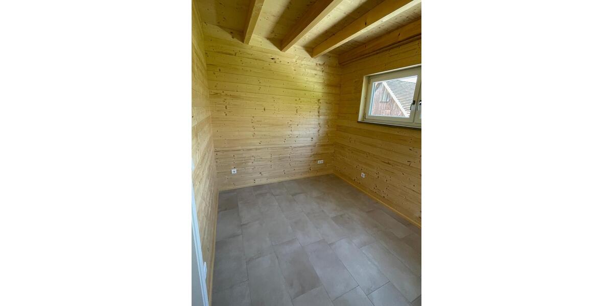 Erdgeschoßwohnung Elsendorf - 4 Zimmer, 30 m&sup2;, 800&euro; | Angebot:25805719