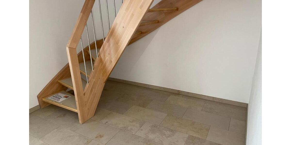 Etagenwohnung Stammham - 4 Zimmer, 140 m&sup2;, 1.740&euro; | Angebot:27554120