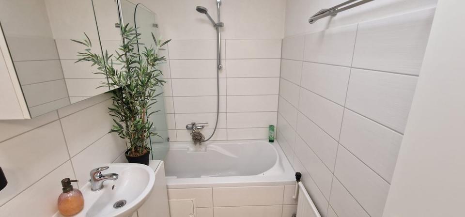 Etagenwohnung Ingolstadt Friedrichshofen-Hollerstauden - 1 Zimmer, 39 m&sup2;, 145.000&euro; | Angebot:25792601
