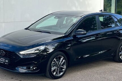 Hyundai i30 23.600 km 26.880 &euro; Pfaffenhofen a. d. Ilm 85276