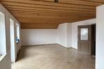 Dachgeschoßwohnung Adelschlag - 4 Zimmer, 118 m&sup2;, 1.400&euro; | Angebot:25173867