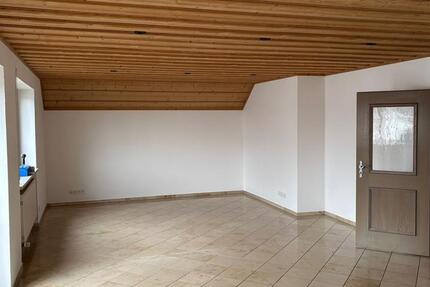 Wohnung Adelschlag - 4 Zimmer, 118 m&sup2;, 1.400&euro; | Angebot:25173867