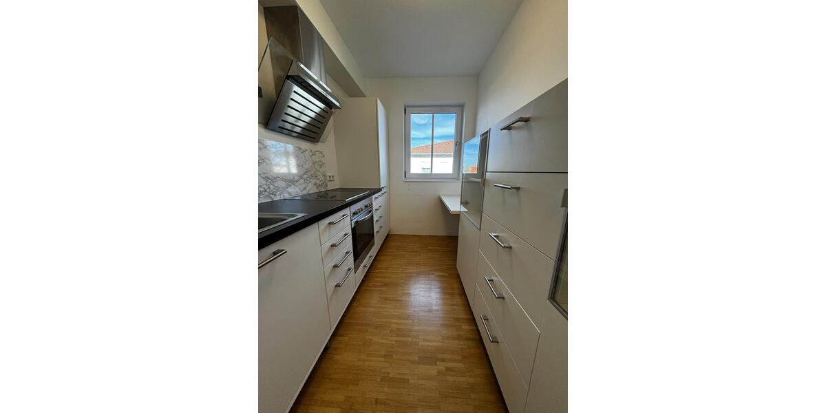 Dachgeschoßwohnung Neuburg an der Donau - 2 Zimmer, 62 m&sup2;, 830&euro; | Angebot:25781296
