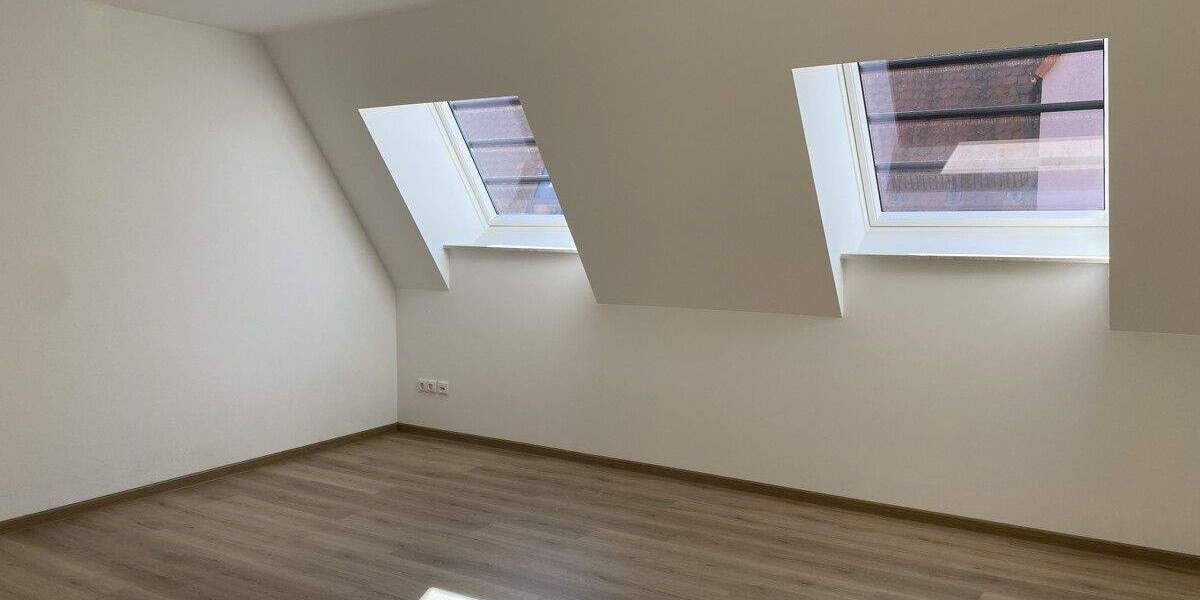 Etagenwohnung Schrobenhausen - 3 Zimmer, 100 m&sup2;, 1.000&euro; | Angebot:25682853