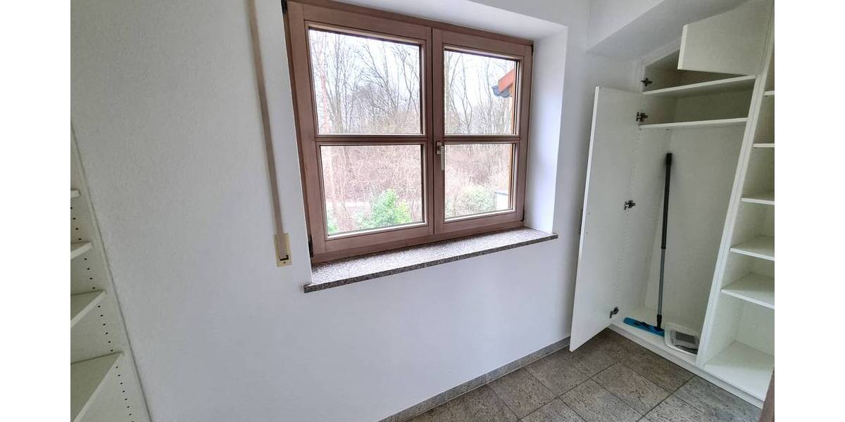 Etagenwohnung Ingolstadt Spitalhof - 3 Zimmer, 102 m&sup2;, 1.250&euro; | Angebot:26787284