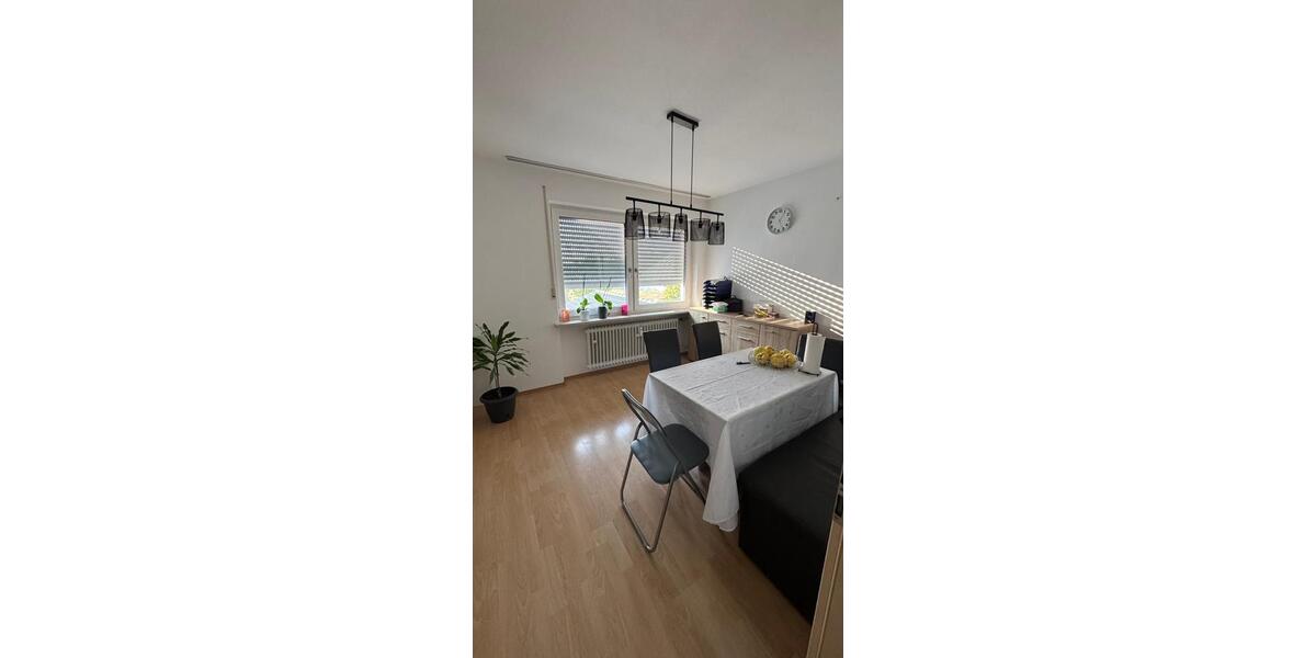 Etagenwohnung Baar-Ebenhausen Ebenhausen - 4.5 Zimmer, 98 m&sup2;, 365.000&euro; | Angebot:26568031