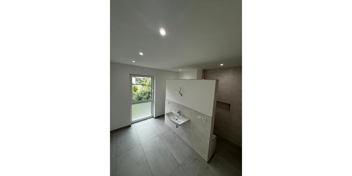 Doppelhaushälfte Mainburg - 5 Zimmer, 160 m&sup2;, 1.500&euro; | Angebot:24435996