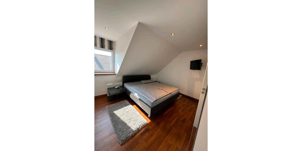 Dachgeschoßwohnung Geisenfeld - 3 Zimmer, 78 m&sup2;, 385.000&euro; | Angebot:27158314