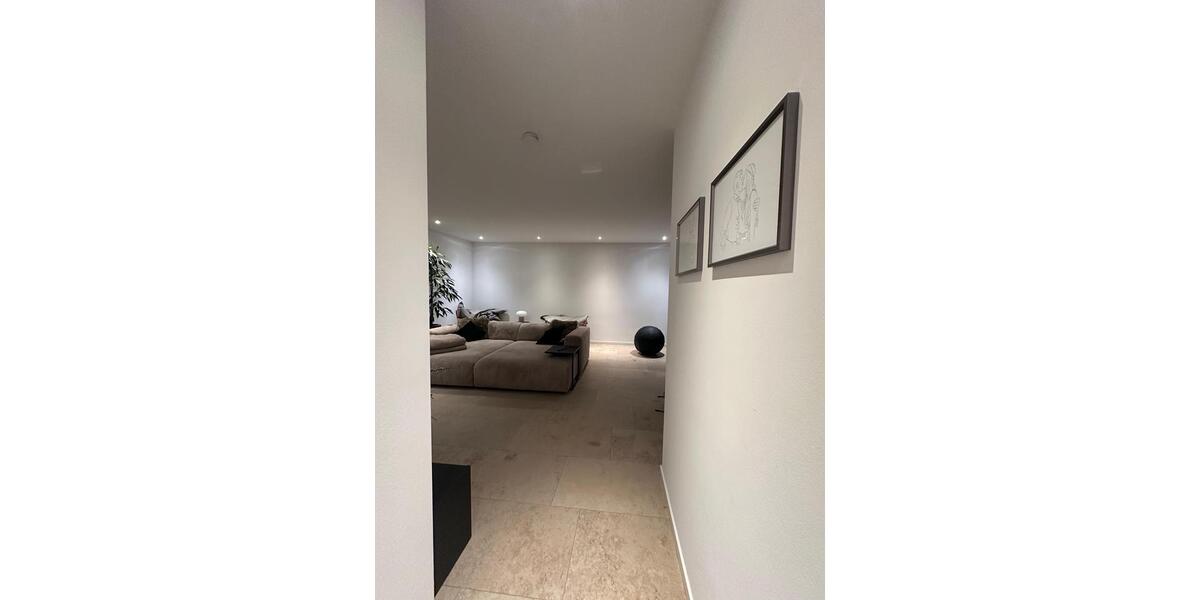 Erdgeschoßwohnung Ingolstadt - 2 Zimmer, 77 m&sup2;, 1.175&euro; | Angebot:26058101