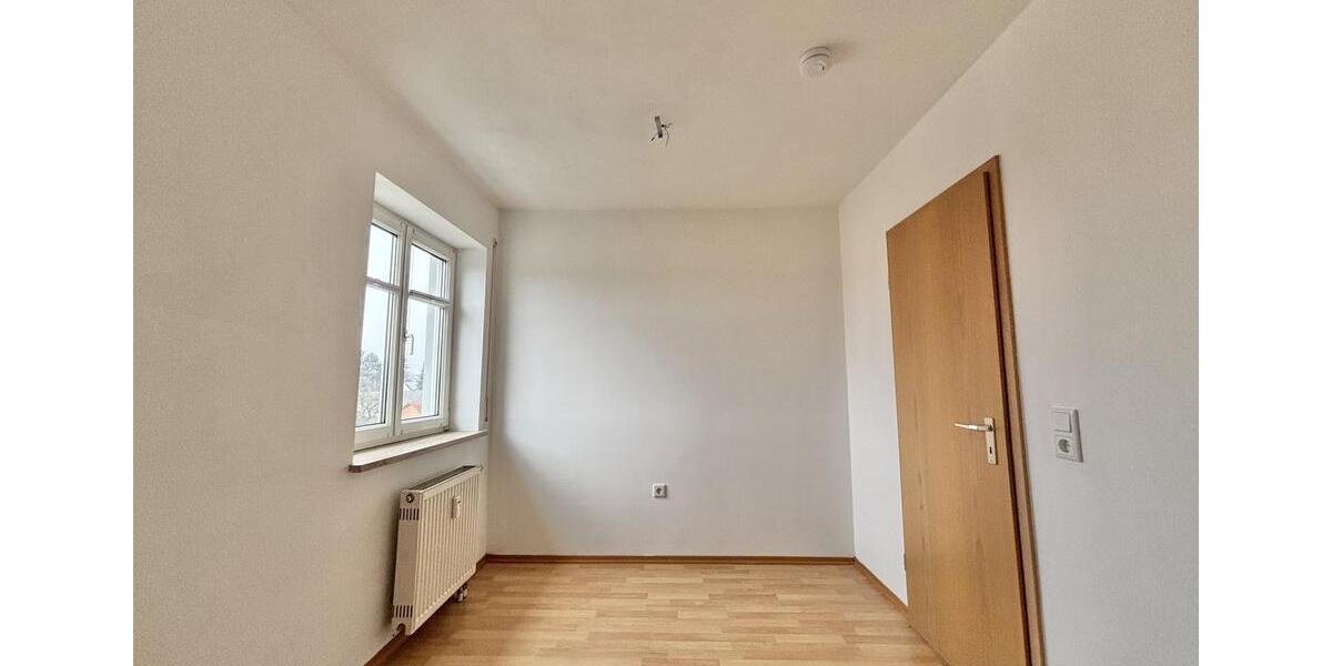 Dachgeschoßwohnung Ingolstadt Friedrichshofen-Hollerstauden - 2.5 Zimmer, 78 m&sup2;, 840&euro; | Angebot:25516861