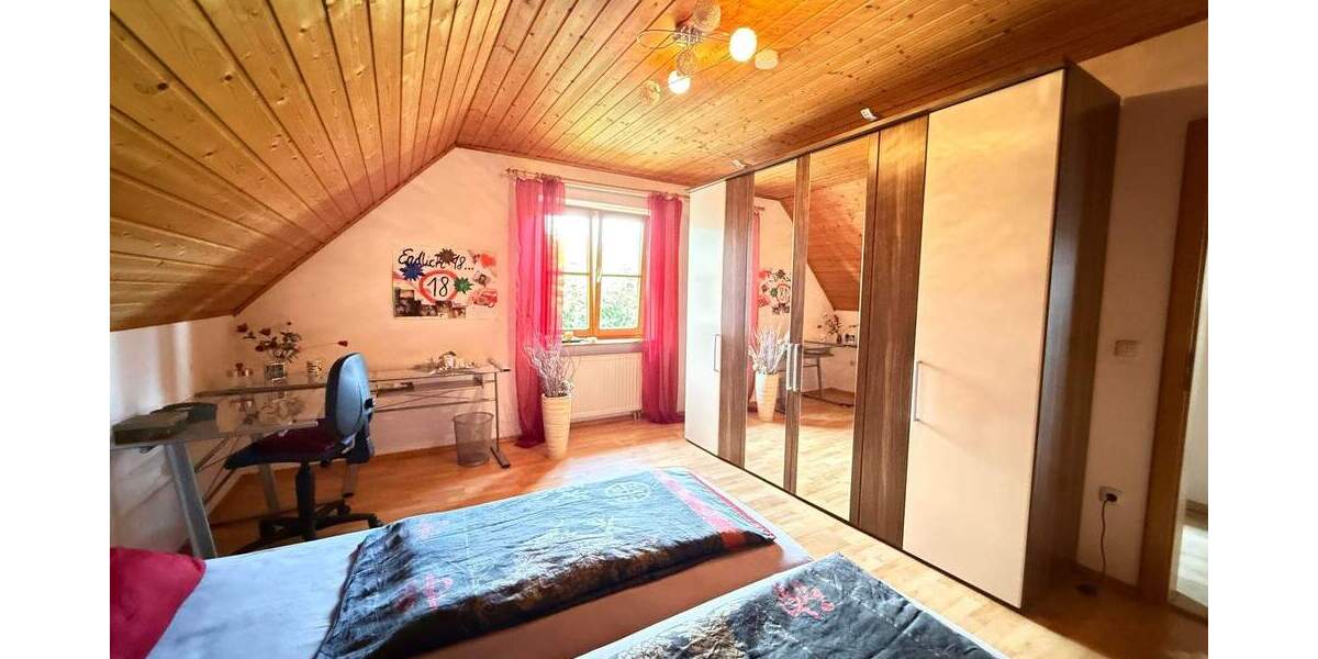 Mehrfamilienhaus, Wohnhaus Neuburg an der Donau Heinrichsheim - 6 Zimmer, 208 m&sup2;, 719.000&euro; | Angebot:25729938