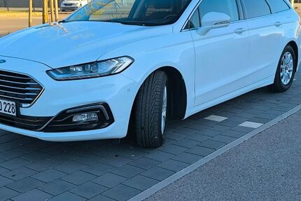 Ford Mondeo 105.000 km 14.800 &euro; Manching 85077