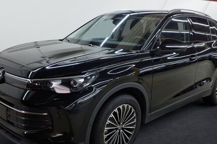 VW Tiguan 25.485 km 33.430 &euro; Mainburg 84048