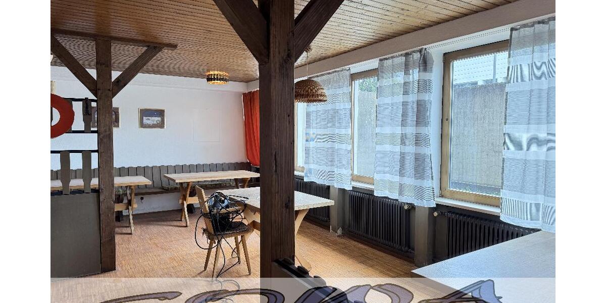 Großzügiges Gewerbeanwesen und Wohnhaus mit Innenpool und Sauna in einer guten Lage in Gaimersheim - Ein Objekt von Ihrem Immobilienpartner SOWA Immobilien und Finanzen - Sonstige Gaimersheim | Angebot:21557172