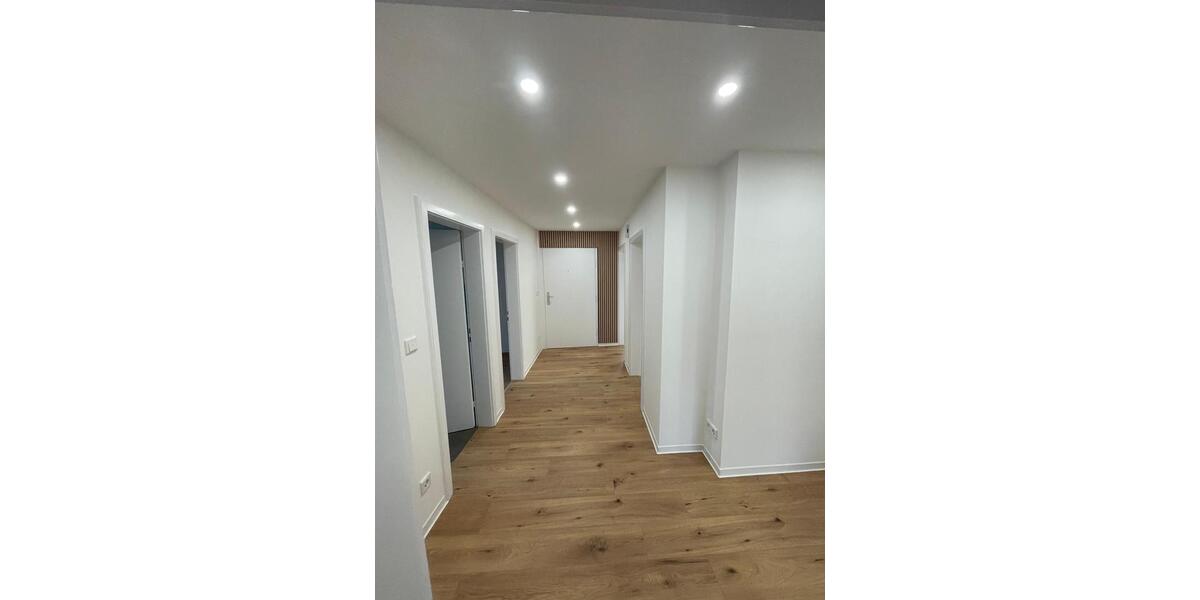 Etagenwohnung Ingolstadt Nordost - 3.5 Zimmer, 65 m&sup2;, 1.100&euro; | Angebot:26266134